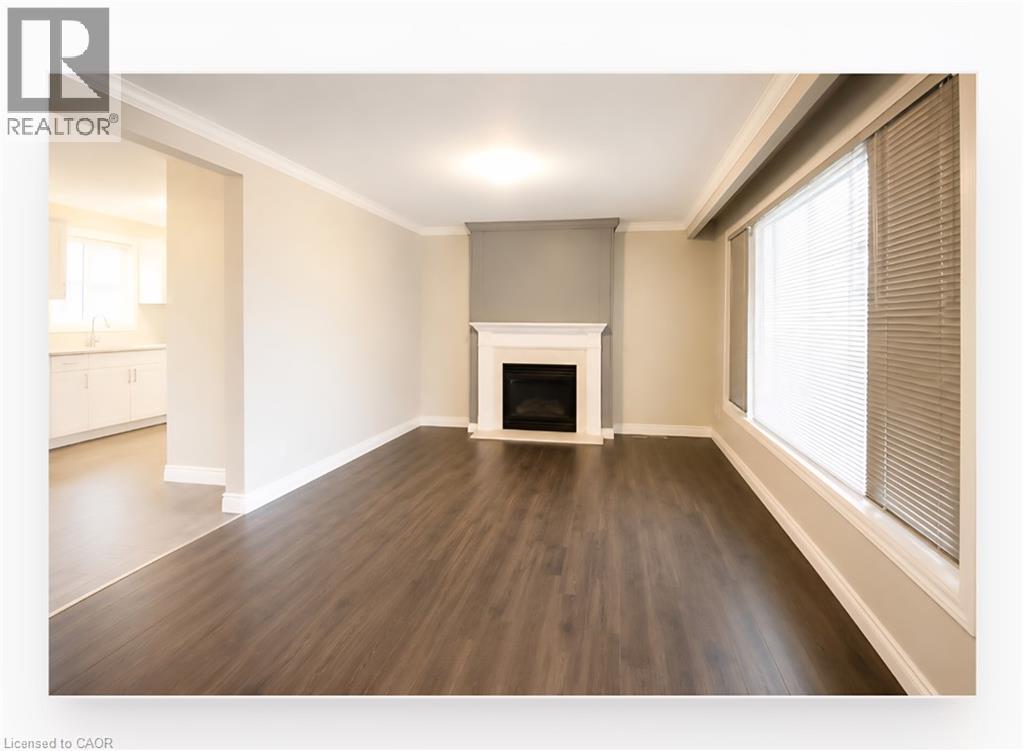 4 HUDSON Drive