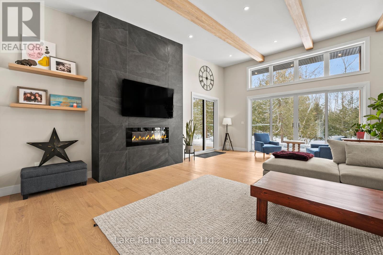 23 GREEN BRAE CRESCENT