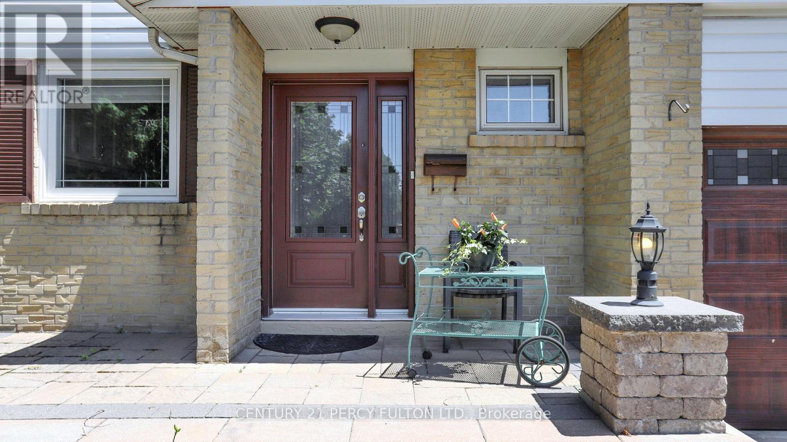 158 HOLM CRESCENT