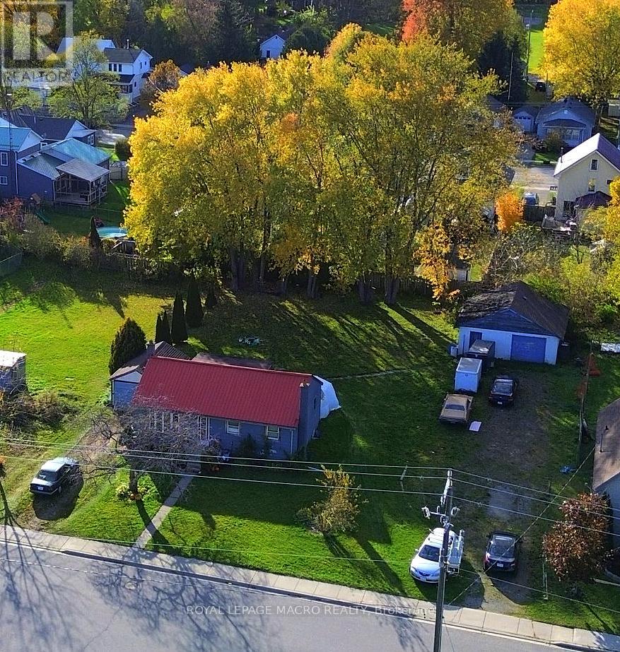 128 METCALFE STREET S