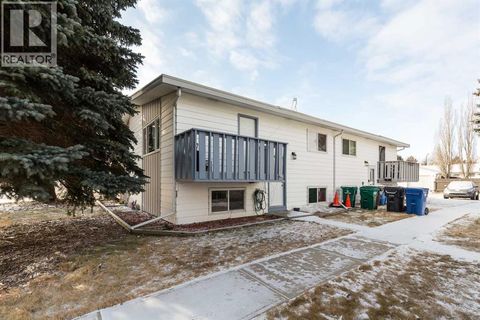 3, 2402 23 Street N Lethbridge AB T1H4R7