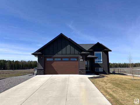 1528 43 ST Edson AB T7E0A5