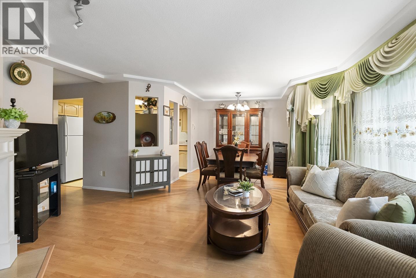 108 8611 ACKROYD ROAD