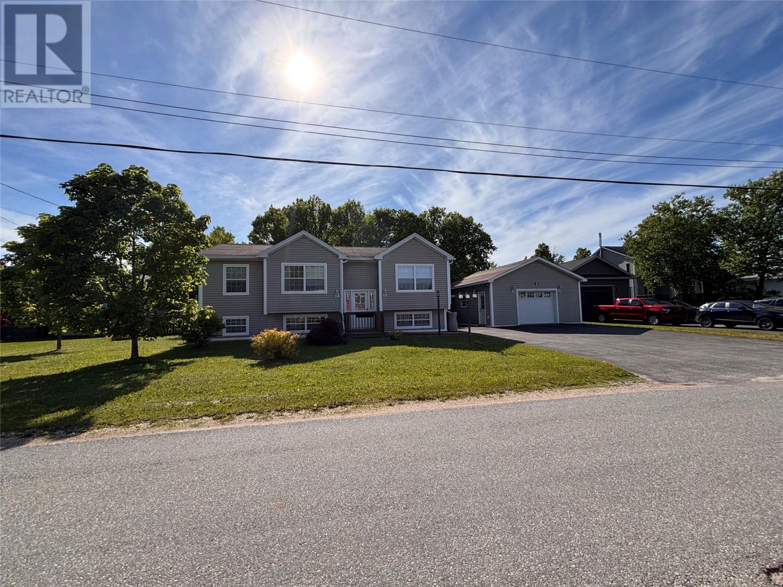 5 Oakes Road