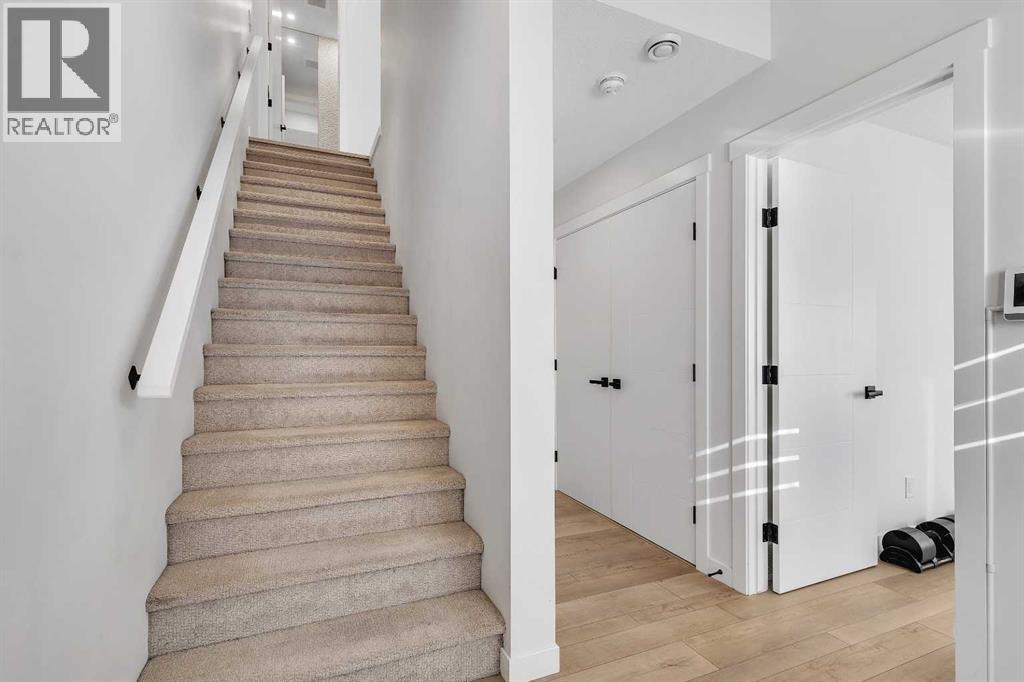 247 Greenbriar Common NW