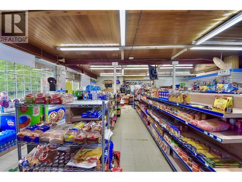 916 CLARKE ROAD Port Moody BC V3H1L9