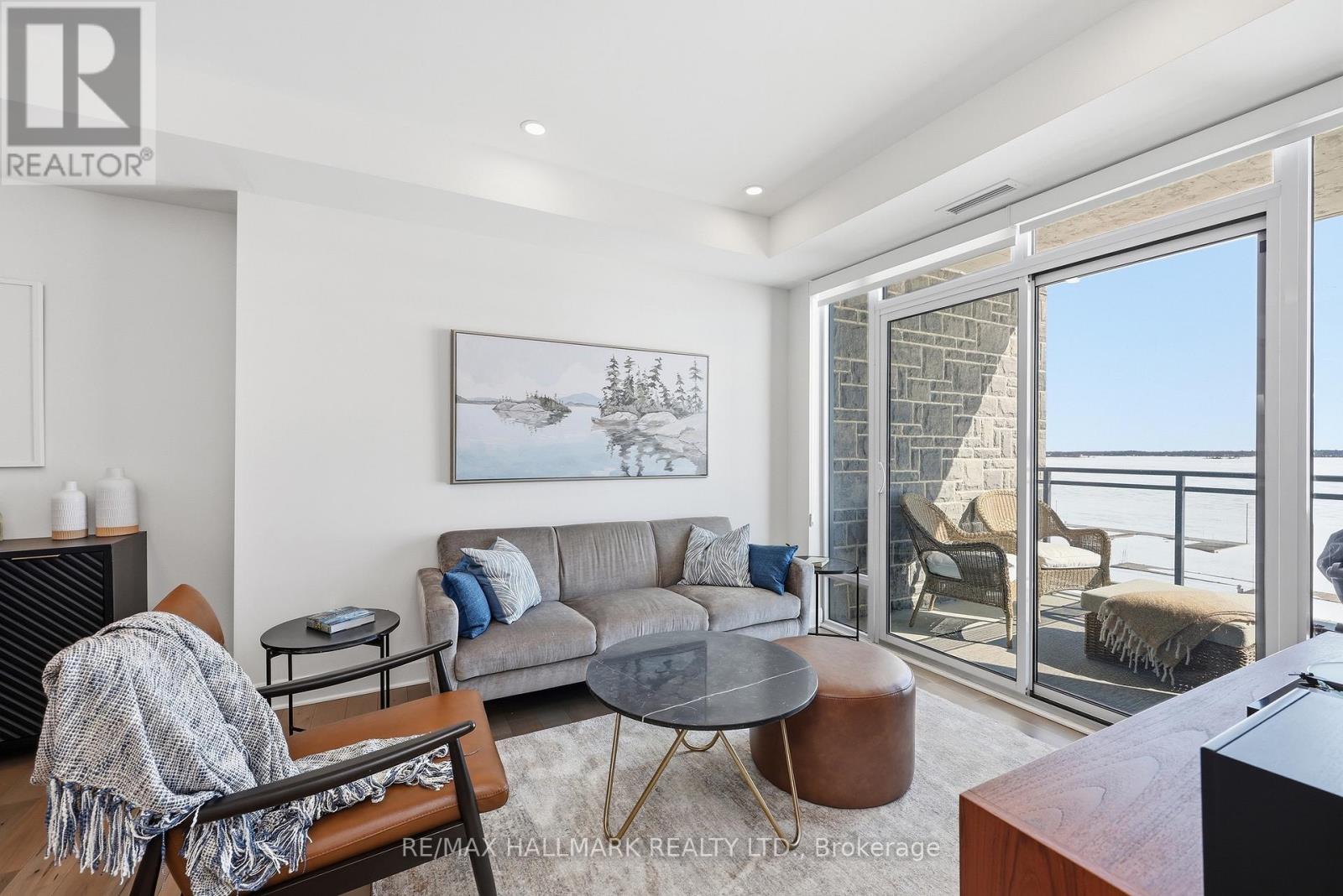 318 - 129B SOUTH STREET