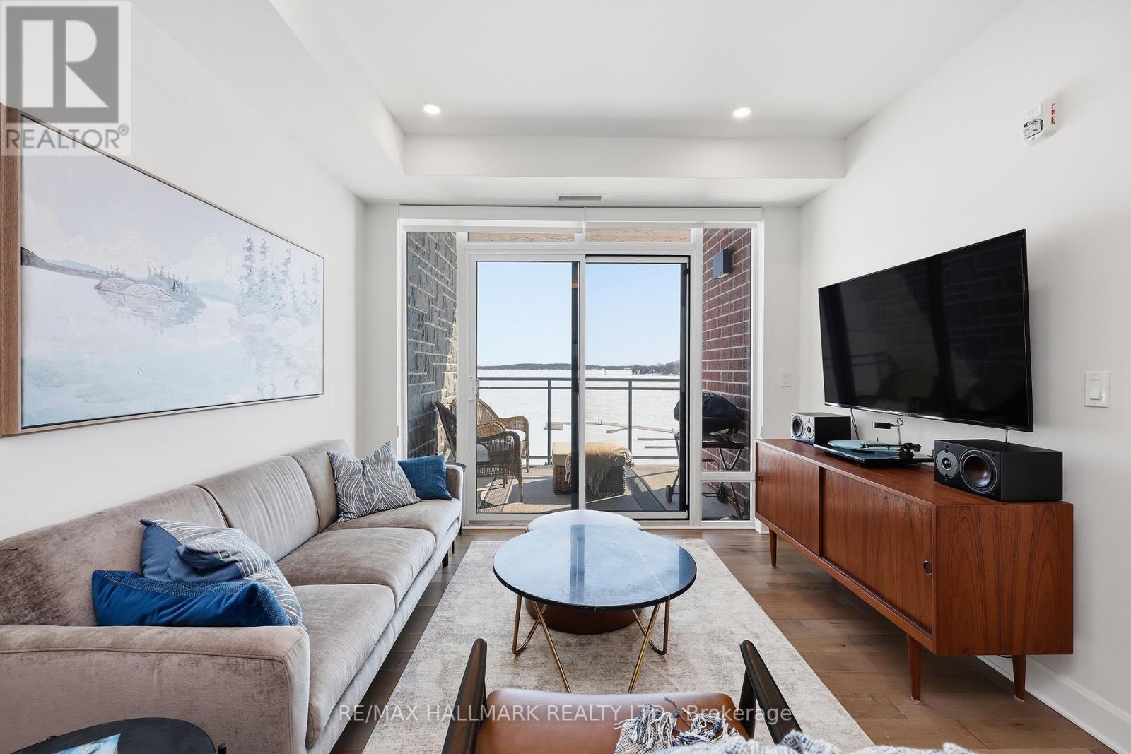 318 - 129B SOUTH STREET