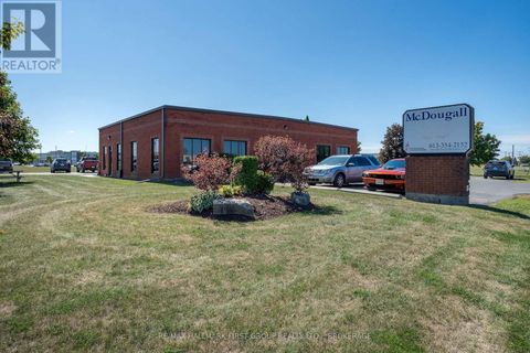 90 INDUSTRIAL BOULEVARD Greater Napanee (Greater Napanee) ON K7R4B7