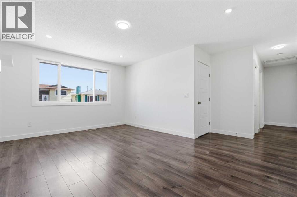 263 Doverview Crescent SE