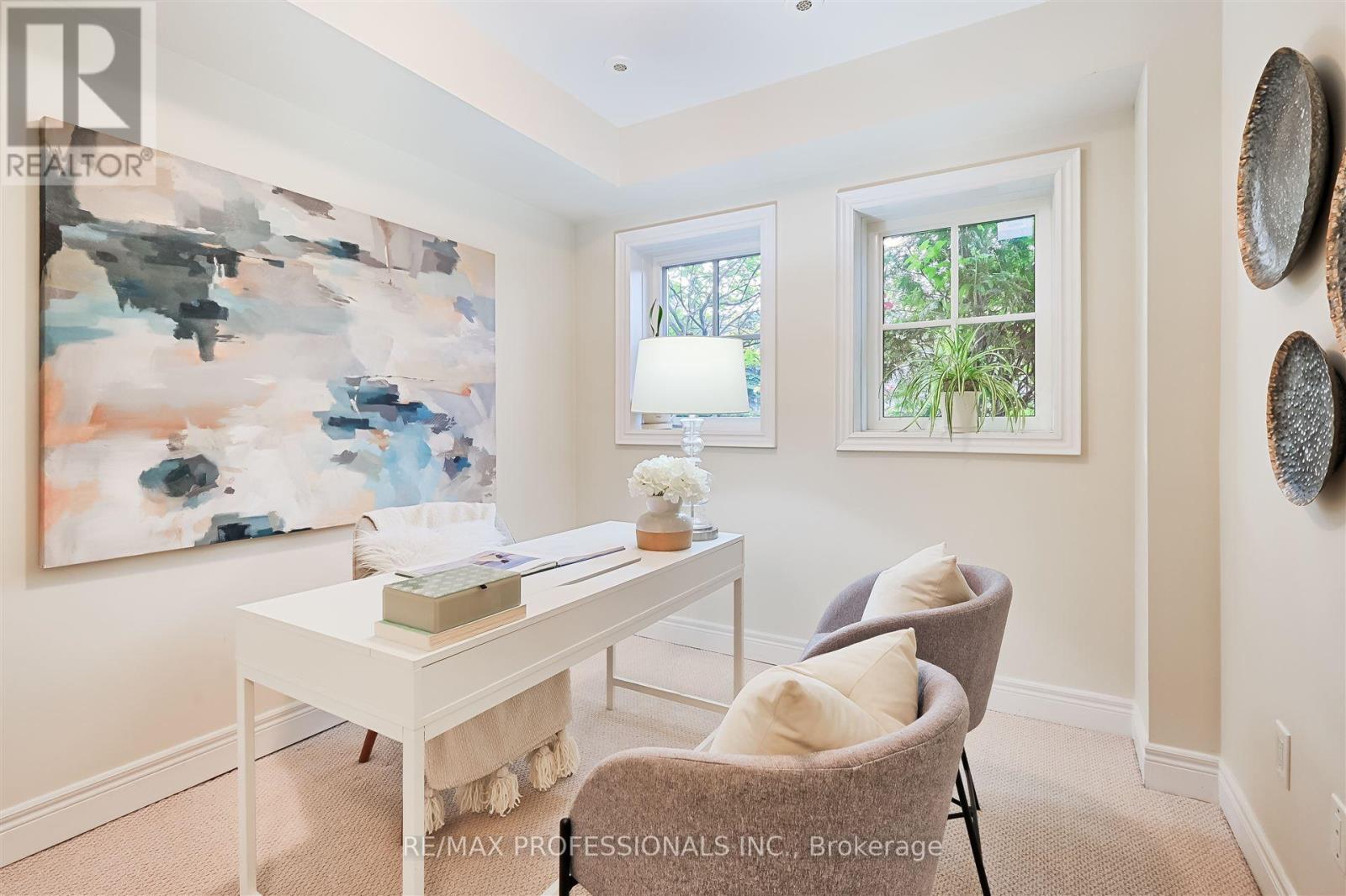 825A OXFORD STREET