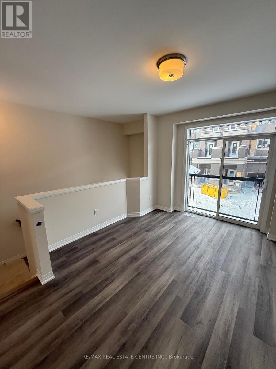 156 - 660 COLBORNE STREET W