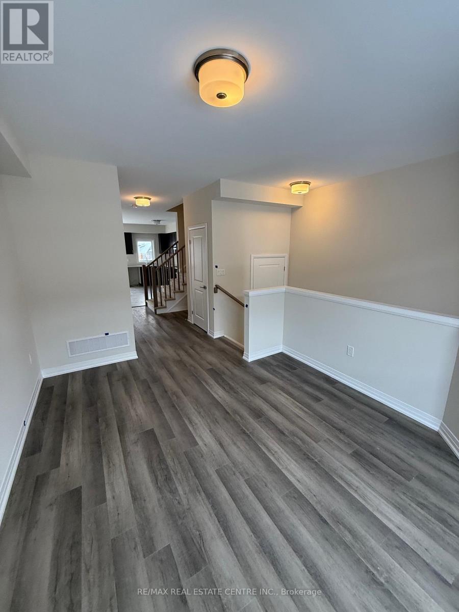 156 - 660 COLBORNE STREET W