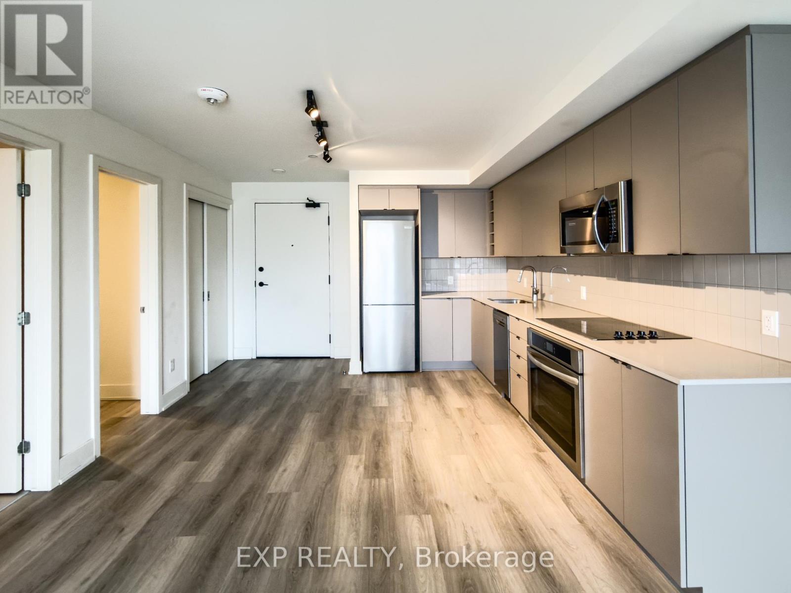 609 - 770 SOMERSET STREET W