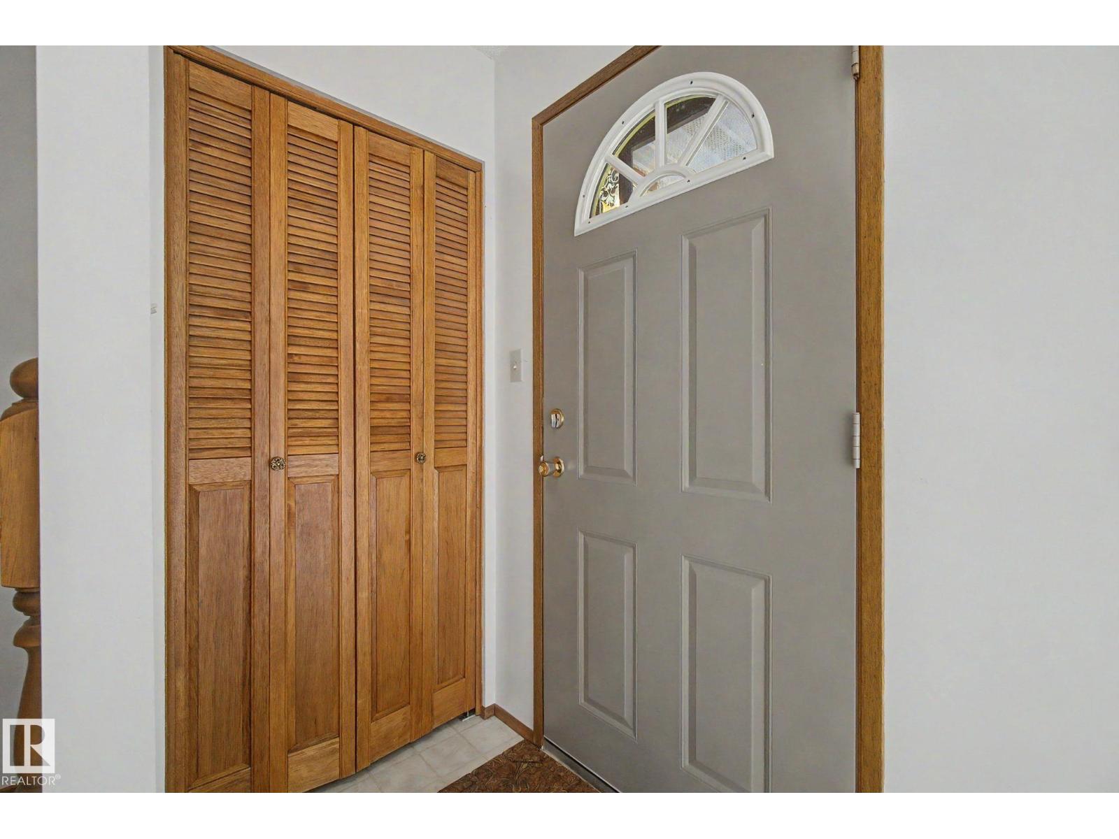 2907 49 ST NW