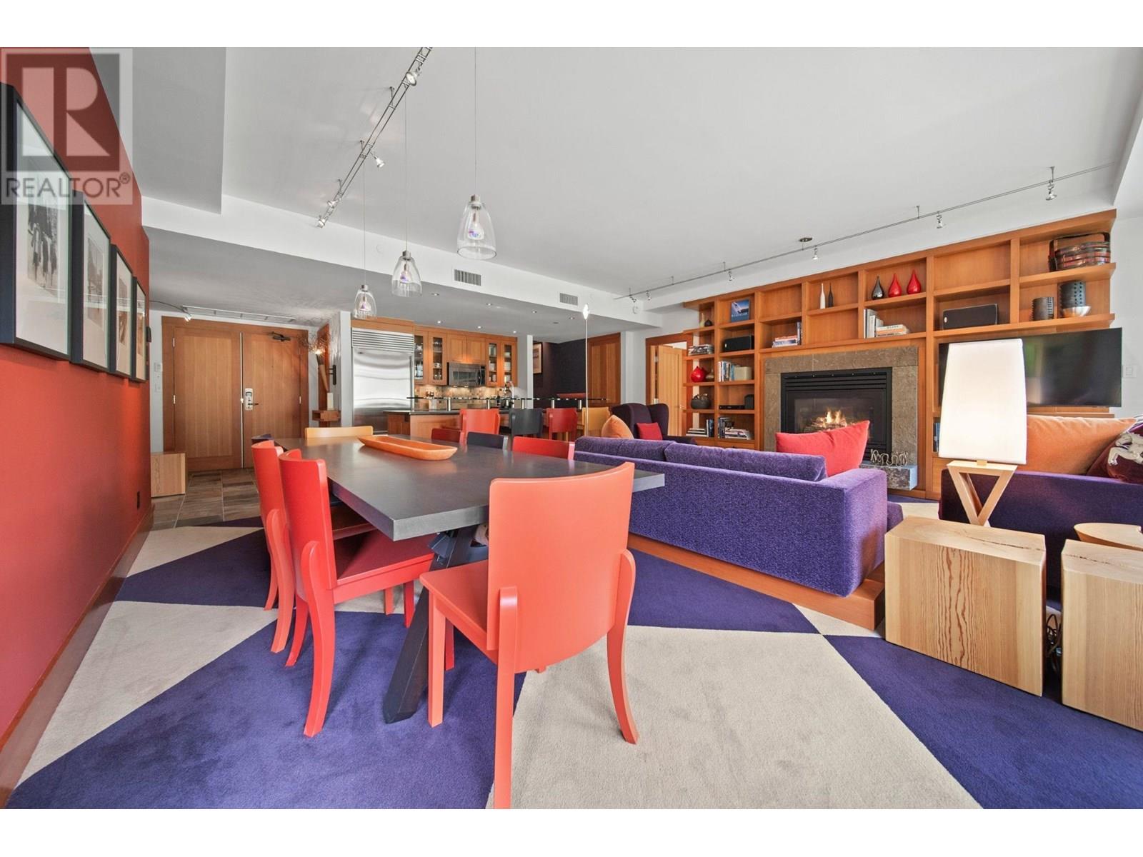 614 2202 GONDOLA WAY