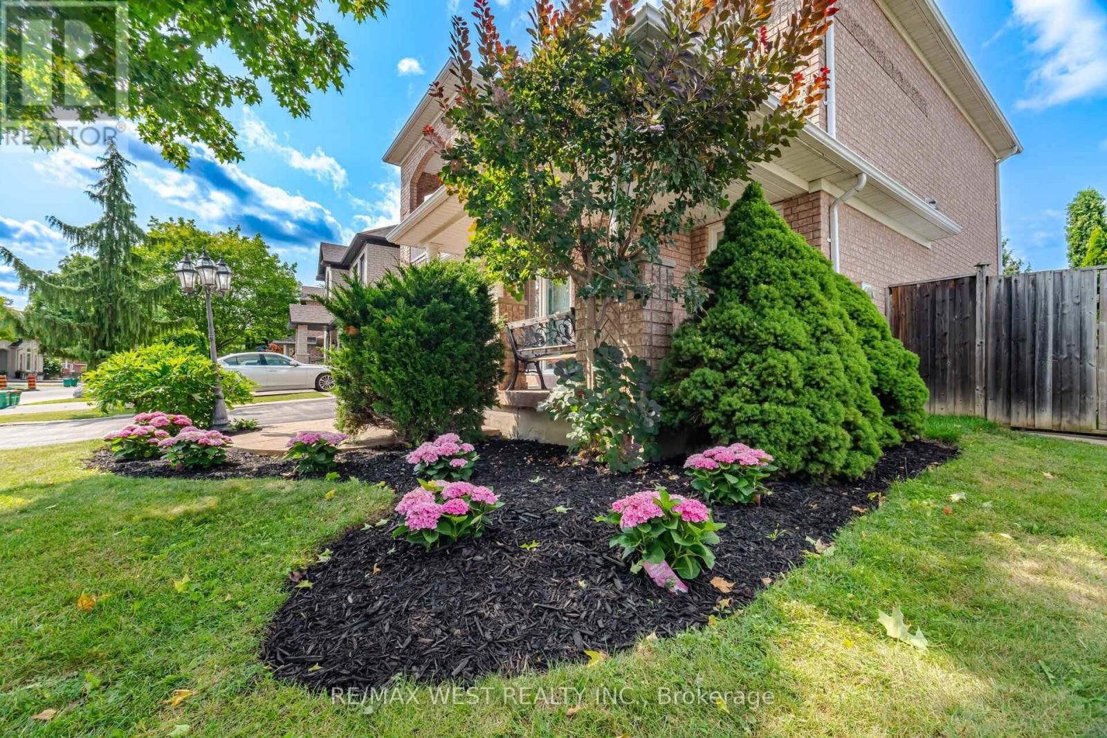 12 MIRA VISTA PLACE