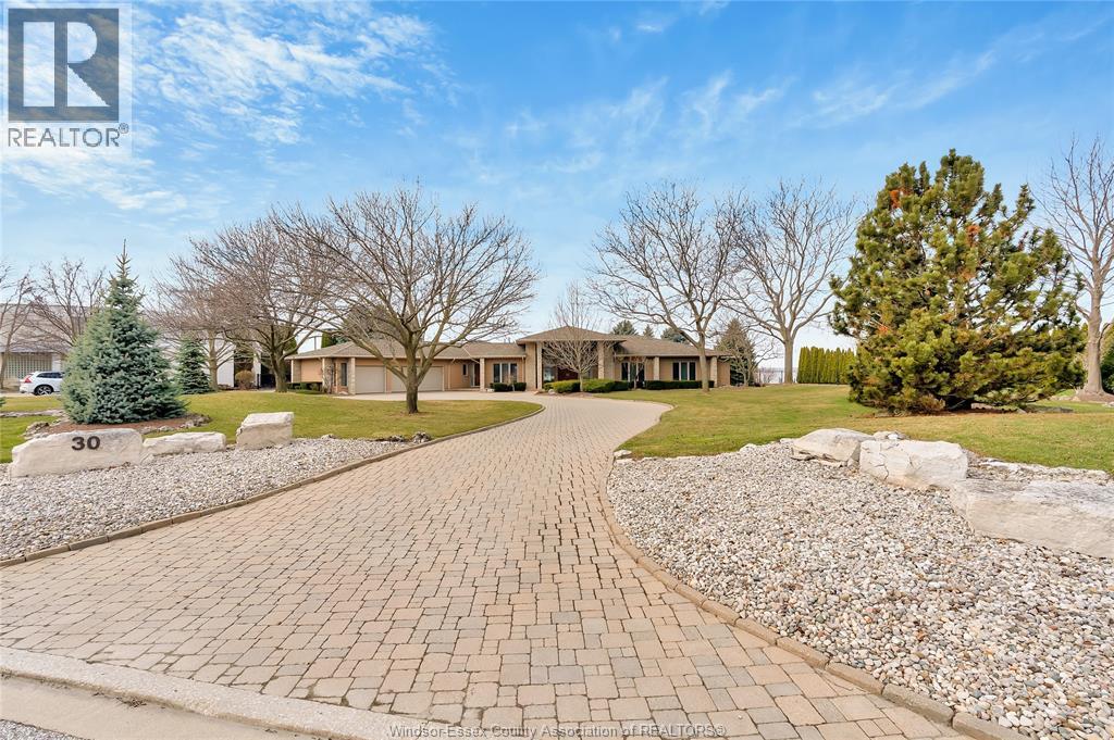 30 EMERALD LANE