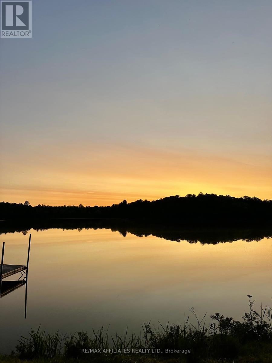 1015 PENYCK LAKE LANE