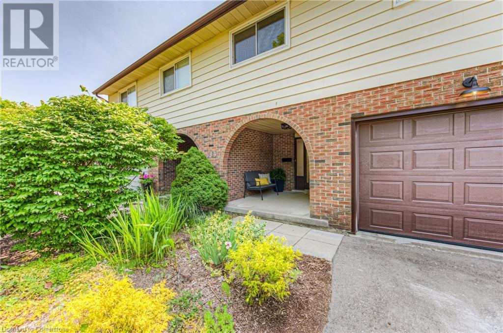 383B CHURCHILL Court