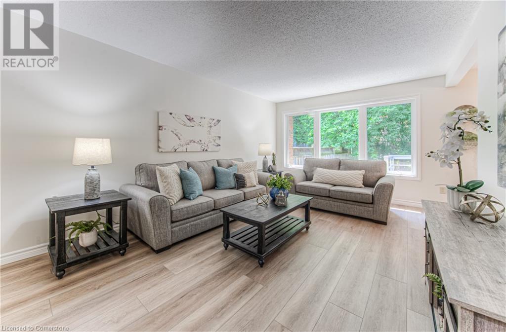 383B CHURCHILL Court