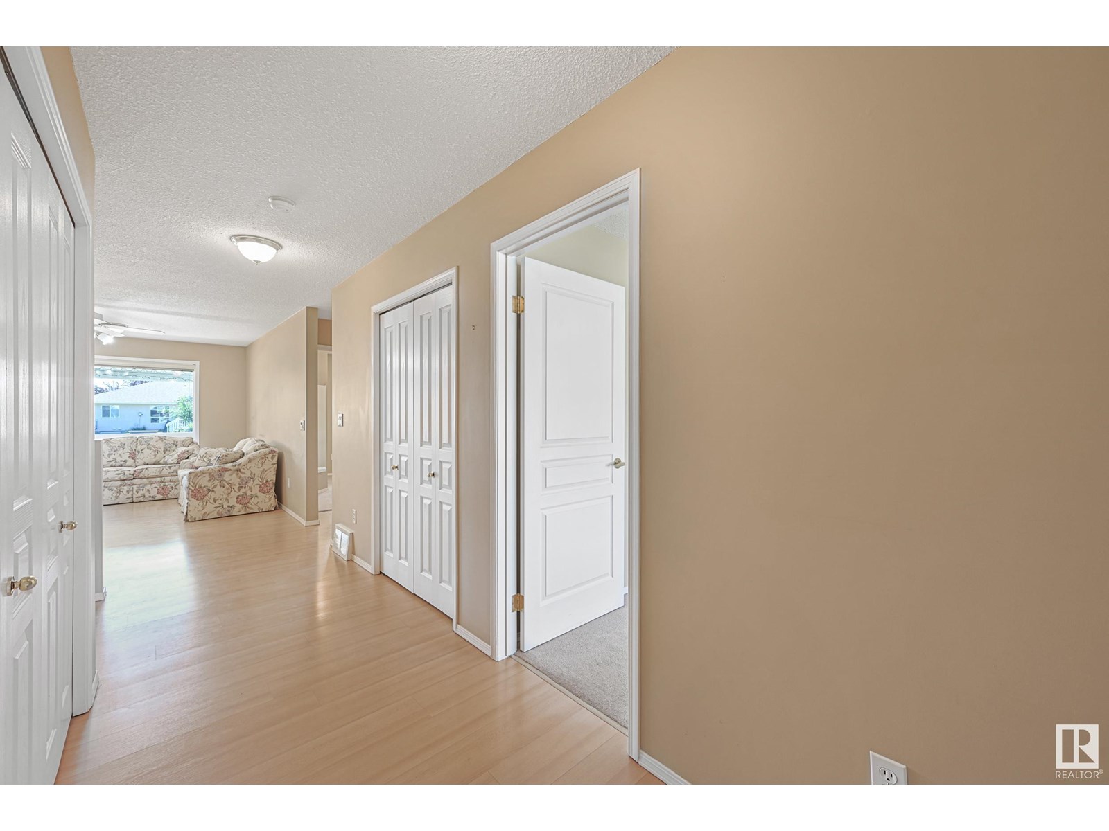 #97 13320 124 ST NW
