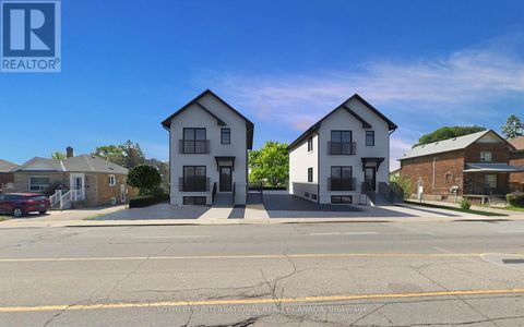 1925 LAWRENCE AVENUE W Toronto (Weston) ON M9N1G8