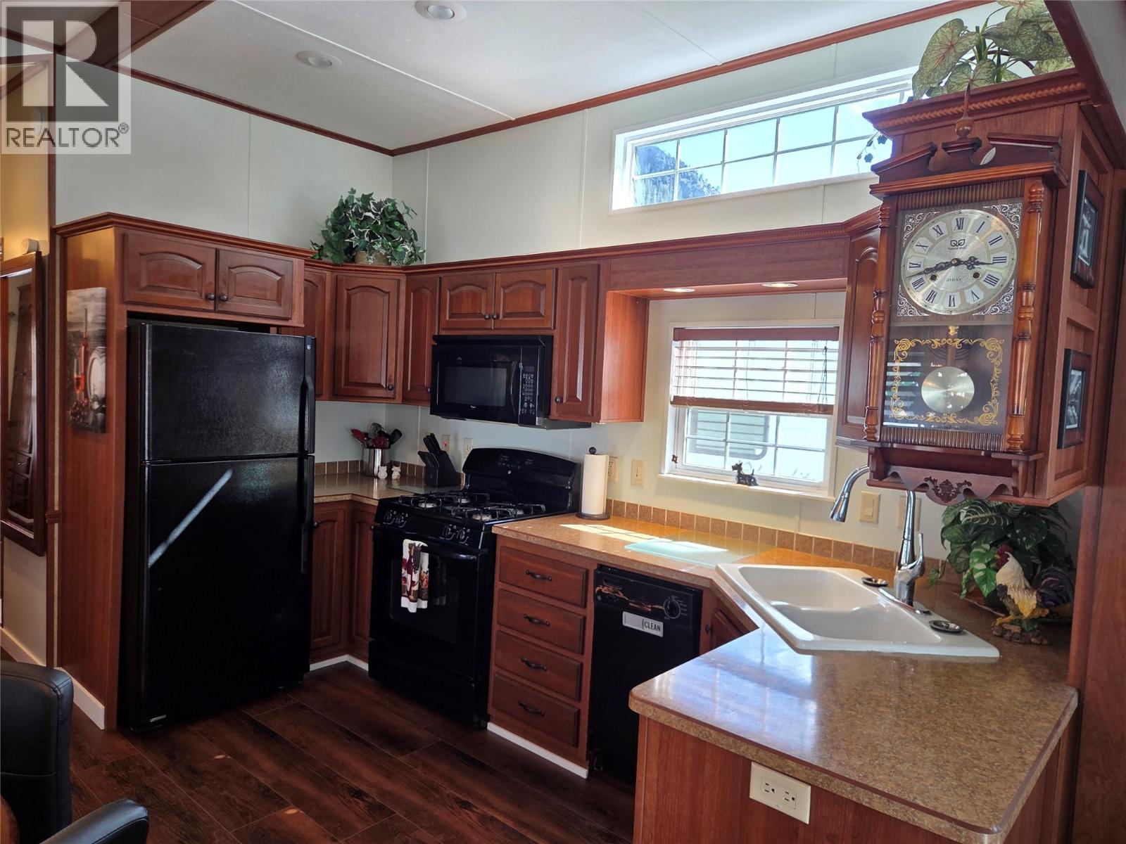 4354 Highway 3 Unit# 103