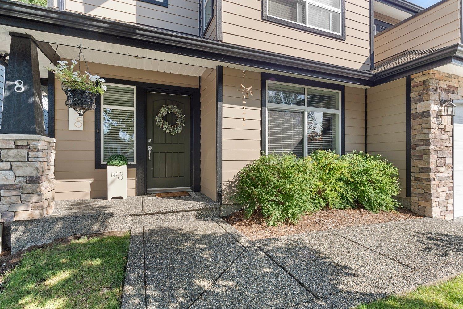 8 50354 ADELAIDE PLACE|Eastern Hillsides