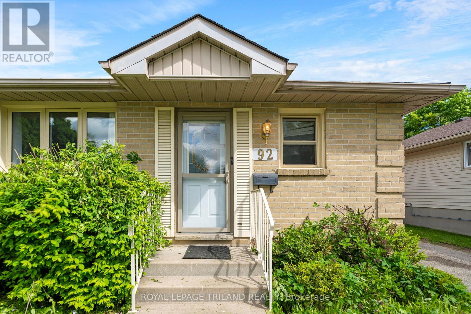 92 ARDSLEY ROAD