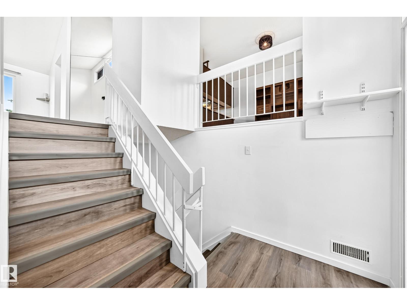 14141 26 ST NW