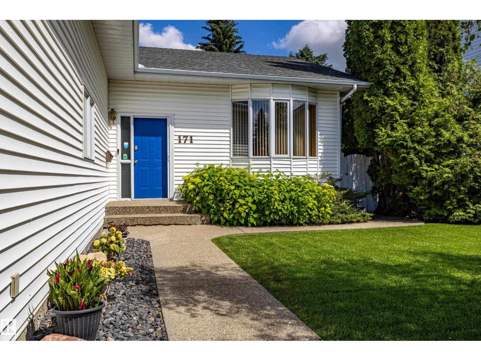 171 Rhatigan RD NW