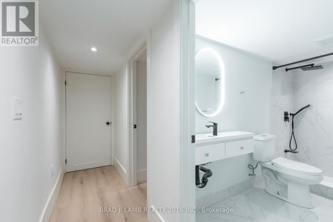 BASEMENT - 84 SPARKHALL AVENUE Toronto (North Riverdale) ON M4K1G6