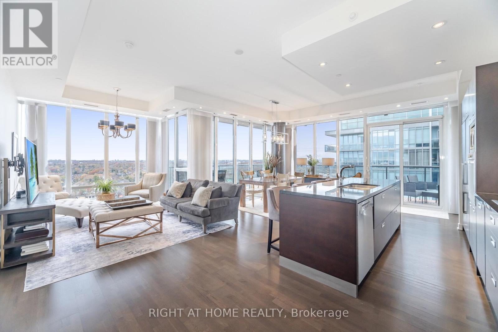 3005 - 88 PARK LAWN ROAD