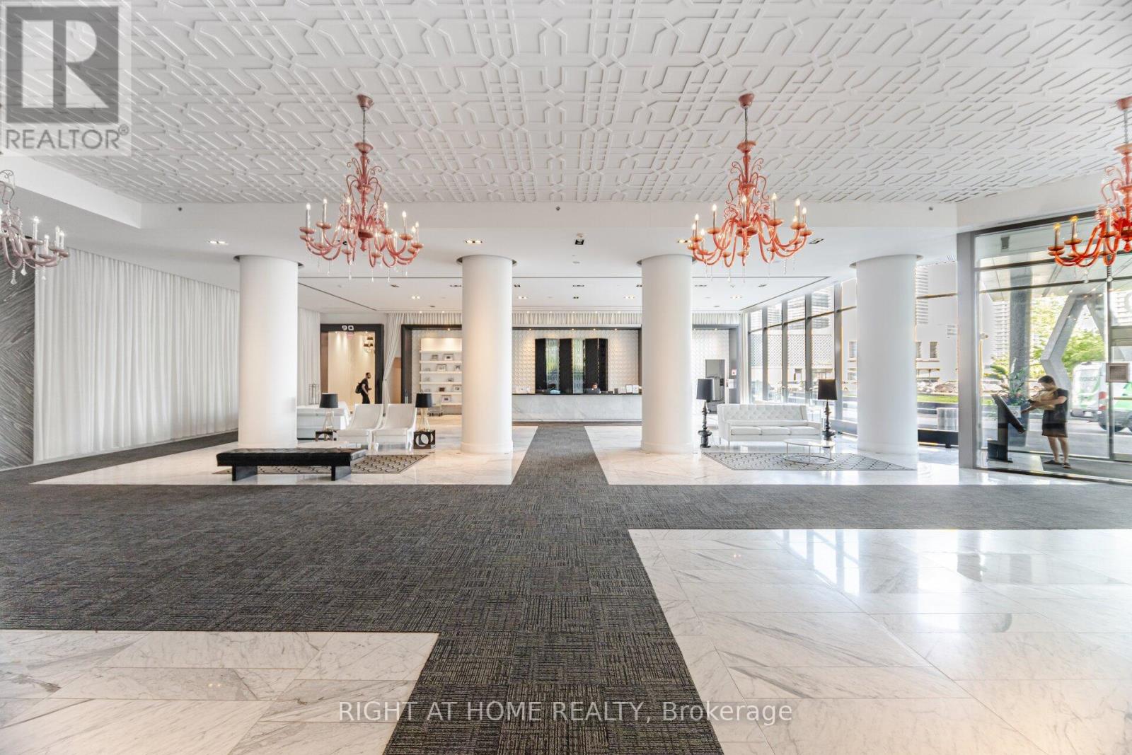 3005 - 88 PARK LAWN ROAD