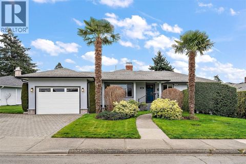 2861 Eastdowne Rd Oak Bay BC V8R5R7