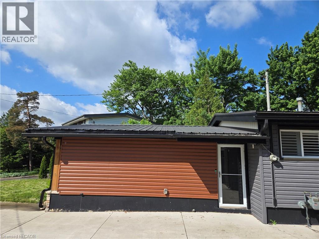17 CARMEN Avenue