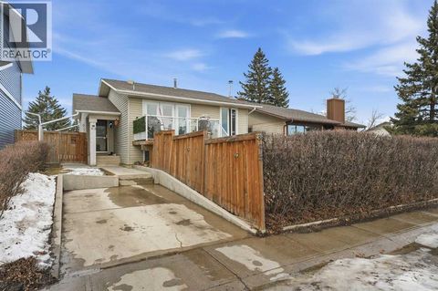 95 Summerwood Road Airdrie AB T4B1X1