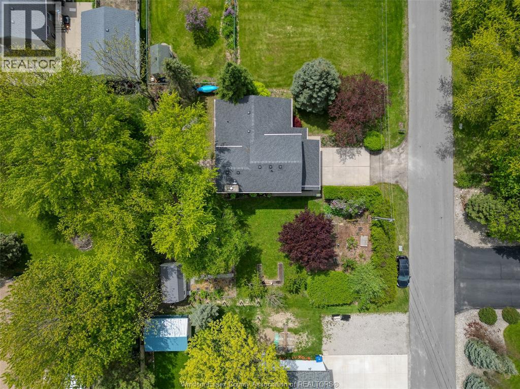 888 BAYVIEW