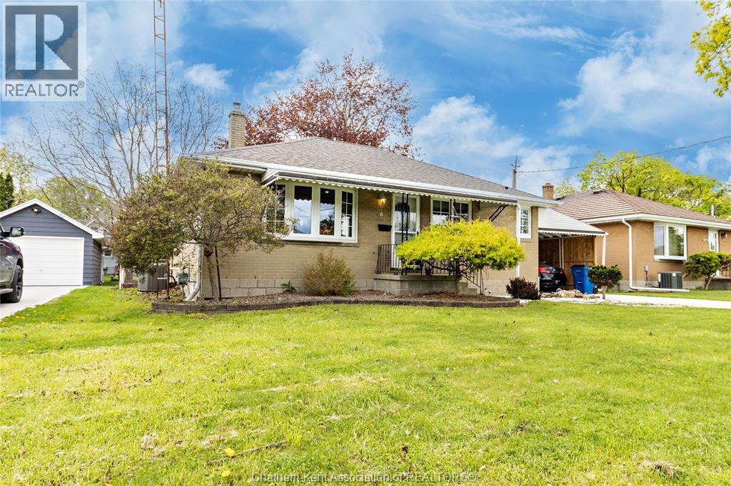 Photo 1 of 46 — 6 BIDDELL AVENUE, Chatham, ON N7L1N3