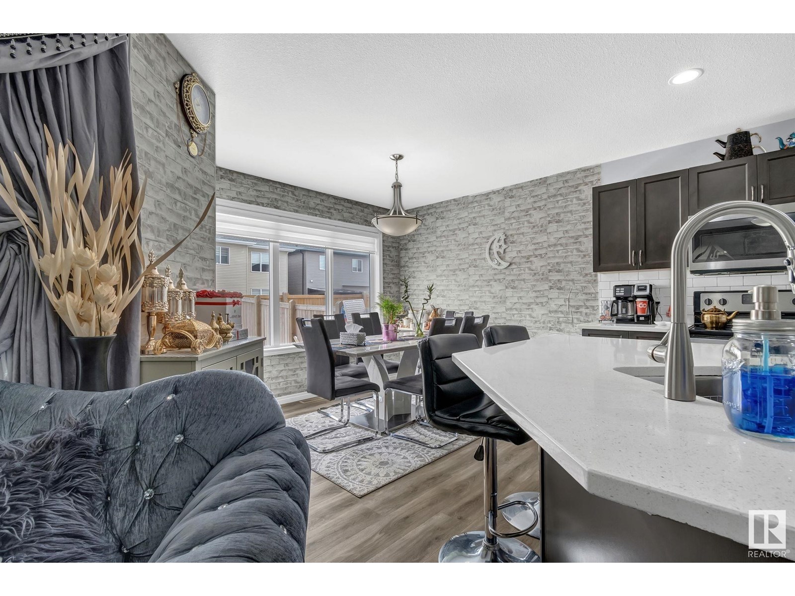 17723 64 ST NW