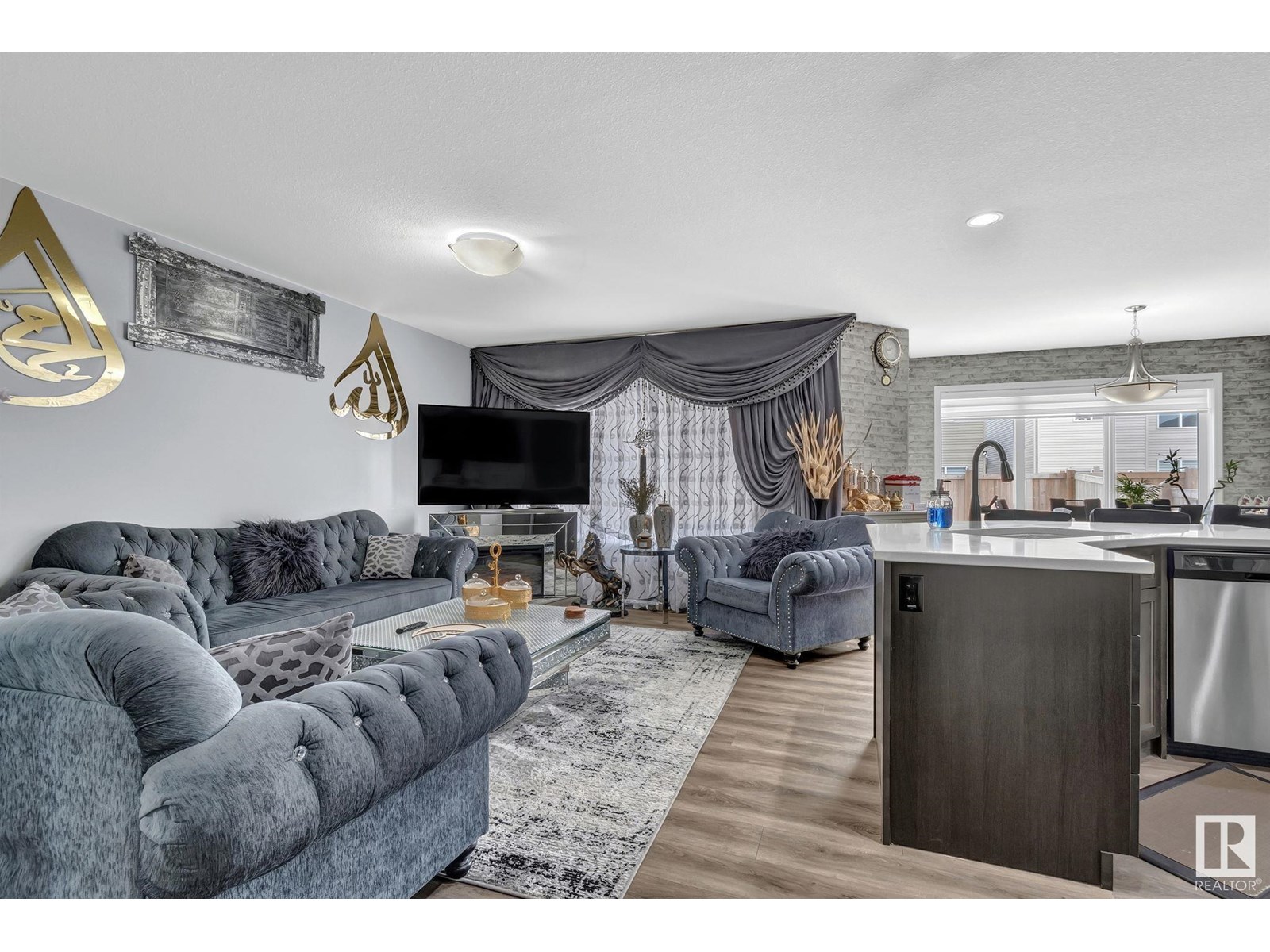 17723 64 ST NW