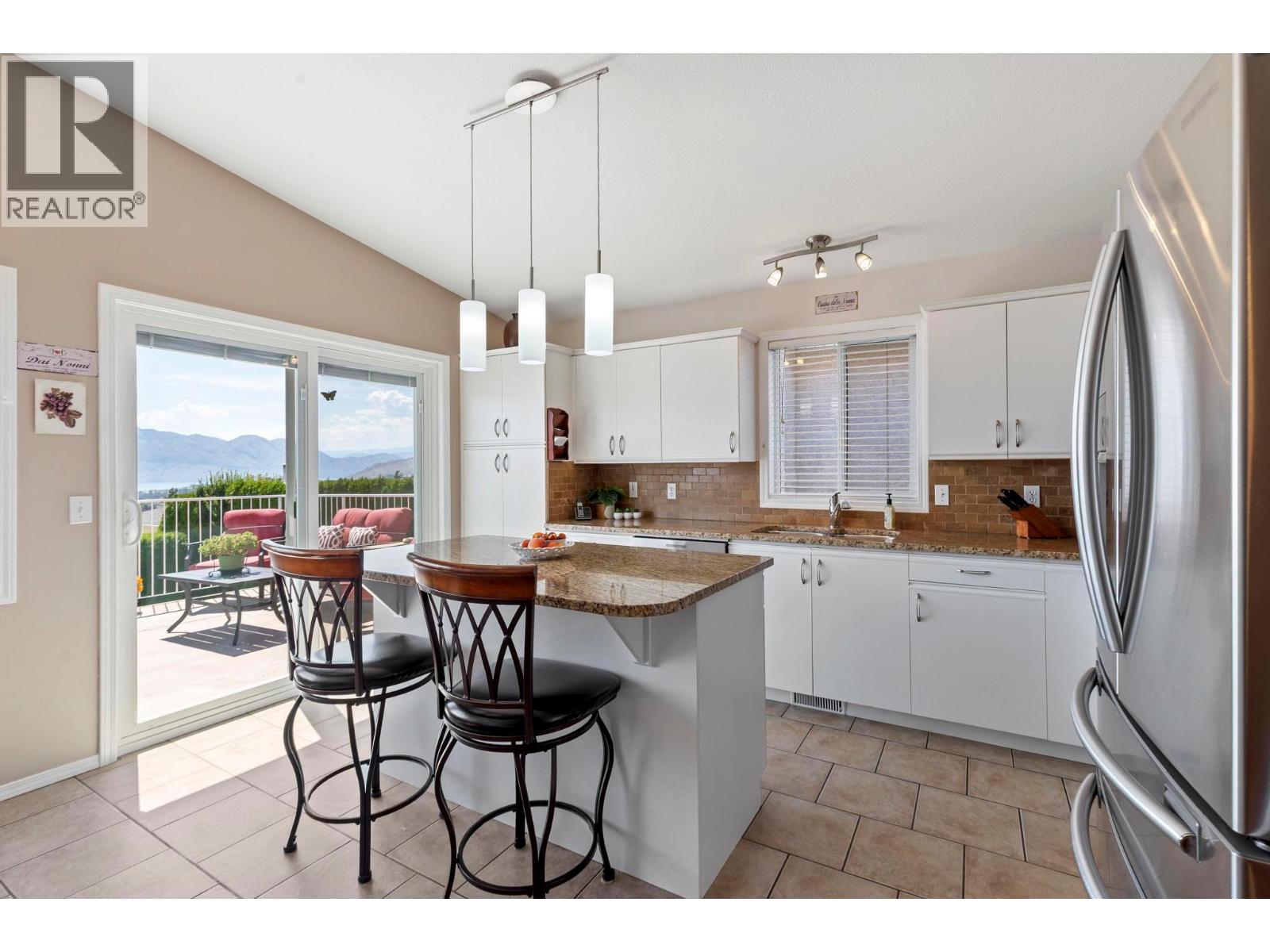 2440 Old Okanagan Highway Unit# 412