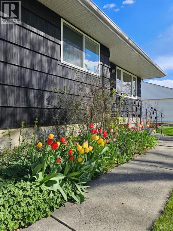 254 Hendon Drive NW