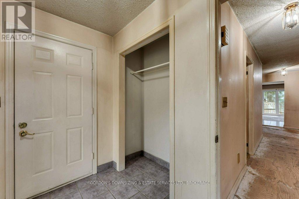 840 LYNWOOD DRIVE