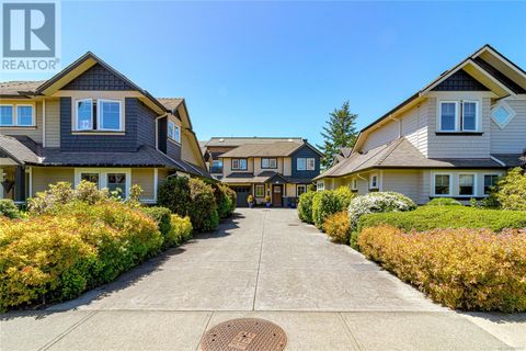 2 10134 Third St Sidney BC V8L3C2
