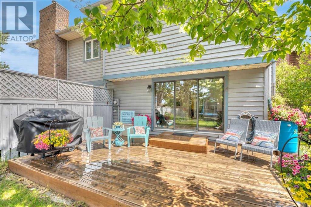 296 Midpark Gardens SE