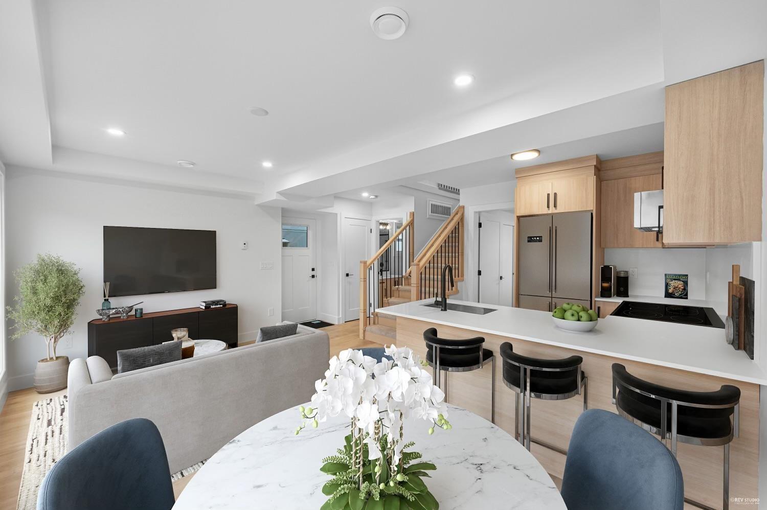29 798 HOT SPRINGS ROAD|Harrison Hot Springs