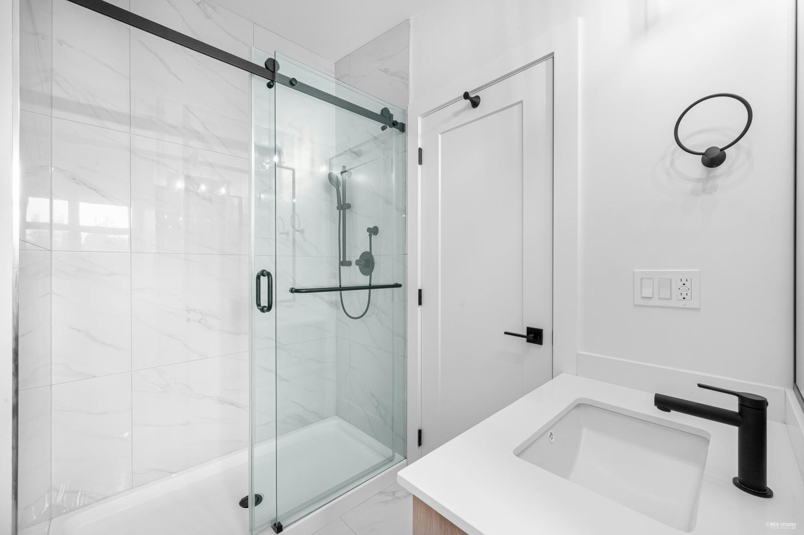 29 798 HOT SPRINGS ROAD|Harrison Hot Springs