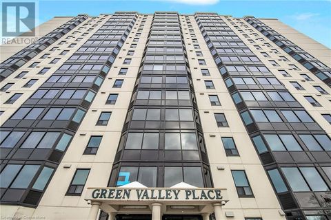 35 GREEN VALLEY Drive Unit# 105 Kitchener ON N2P2A5